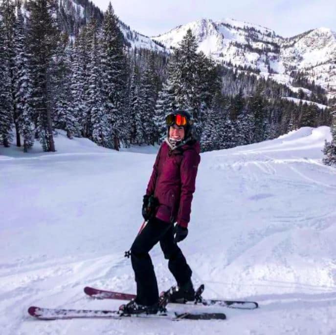 Meghan Hartigan skiing