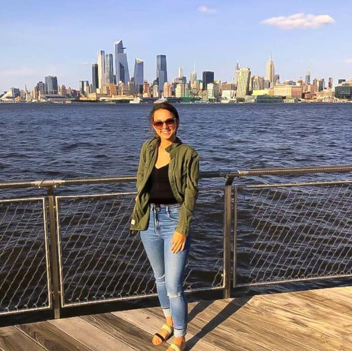 Kendra Barlotta in front of Manhattan Skyline