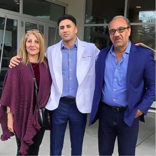 Nour Aly with his parents