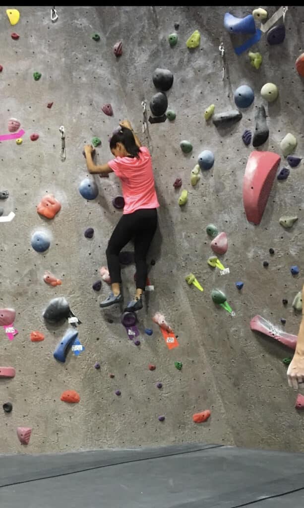 Odalisse Figueroa rock climbing