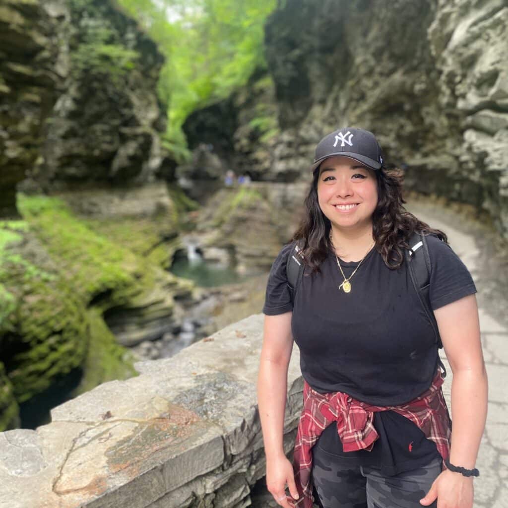 Cassandra Ciorciari hiking