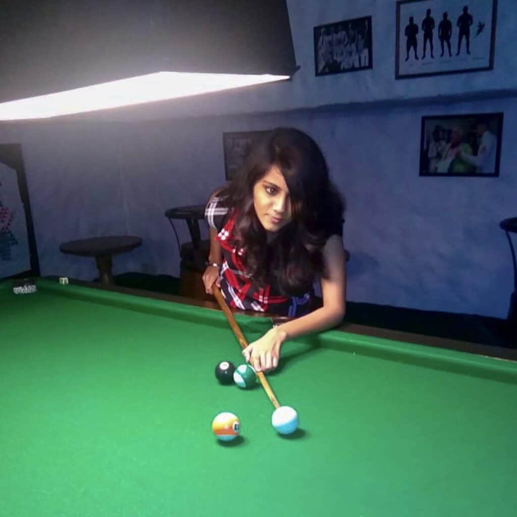 Foram Maniar playing billiards