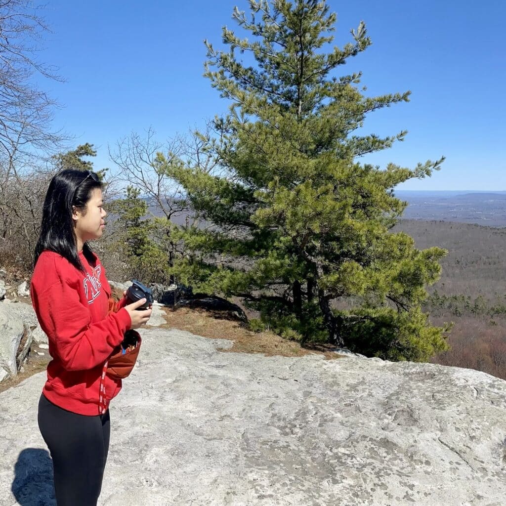 Jennifer Lee hike