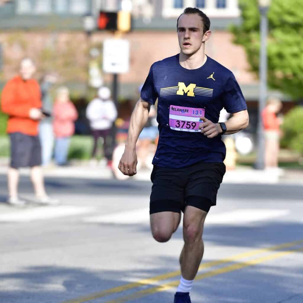 Jeremy Klapper running a marathon