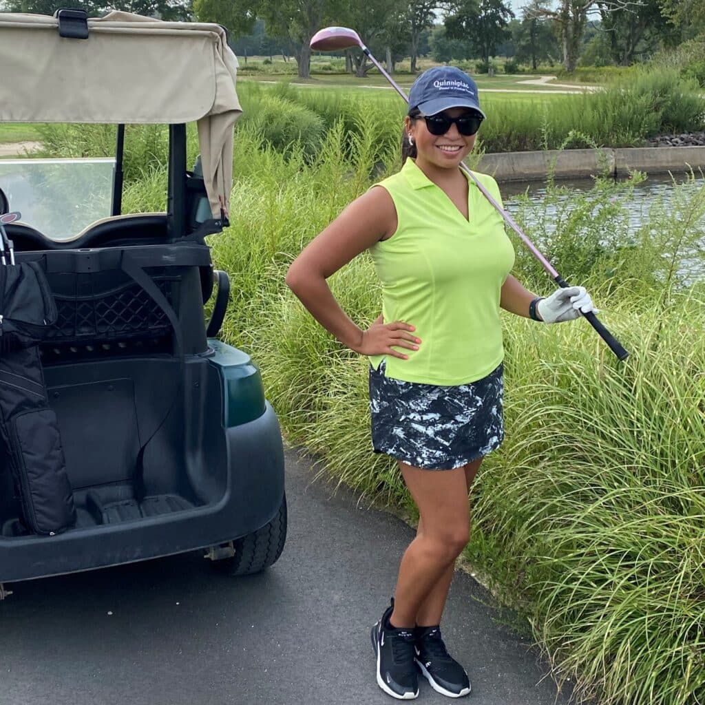 Nicole Mawhirter golfing