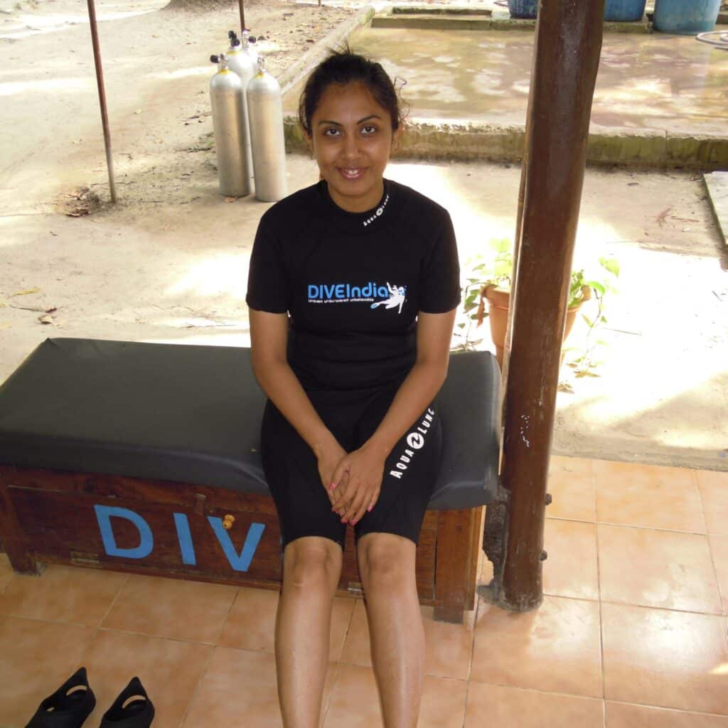 Saloni Chawala in diving gear preparing to swim