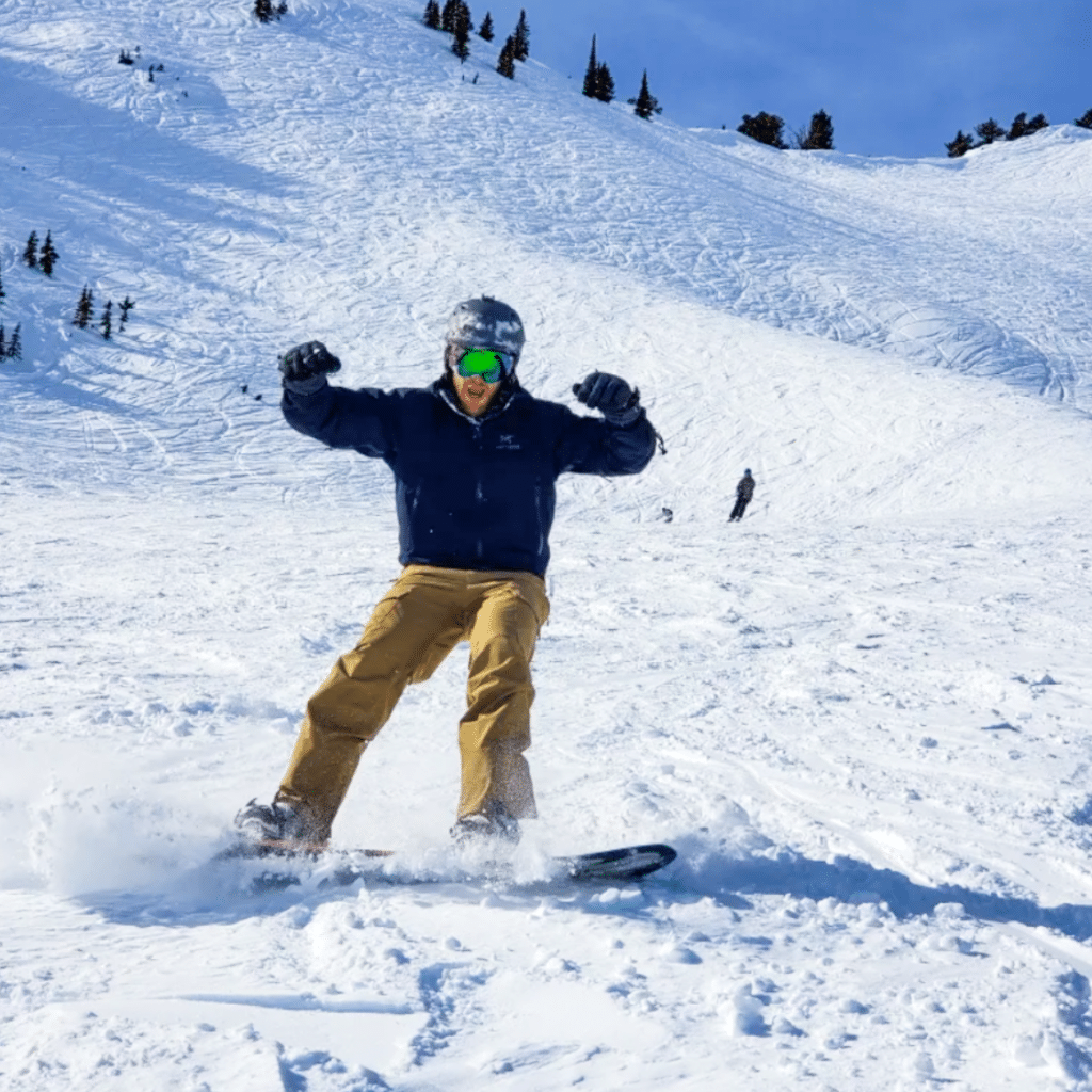 Paul Glushakov snowboarding