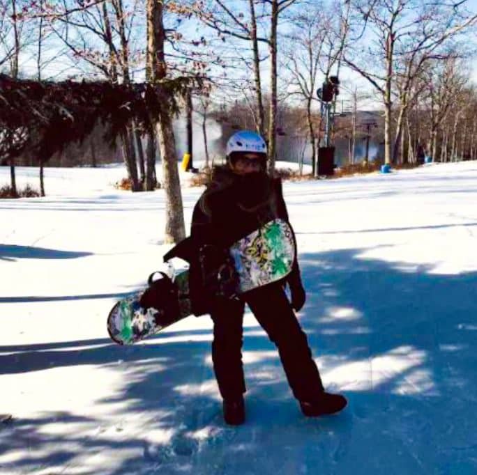 Paul Glushakov snowboarding