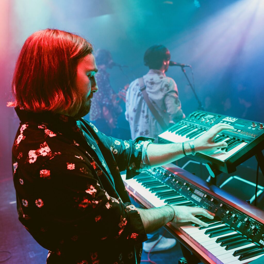 Peter Harden playing the keyboard