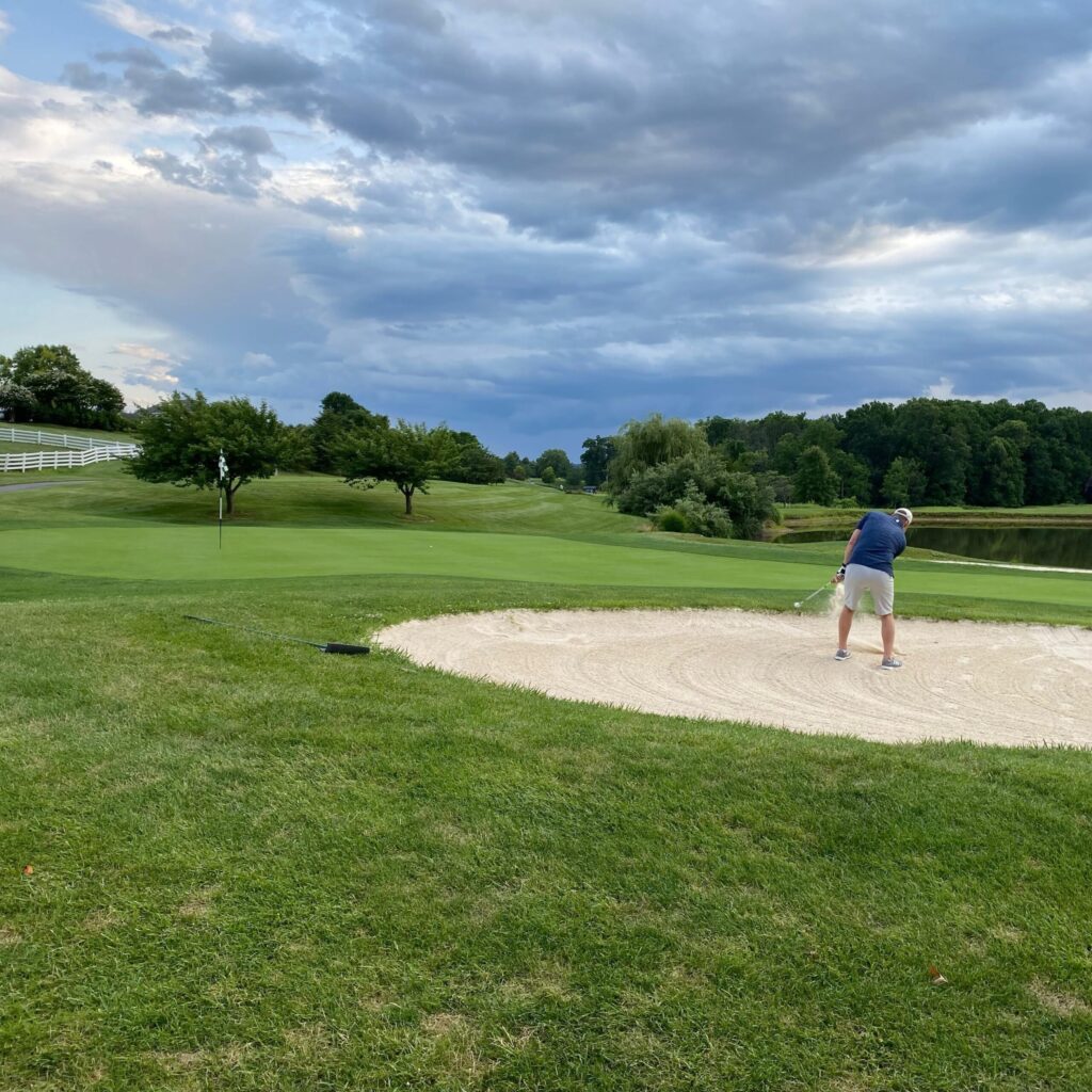 Matt Breno golfing